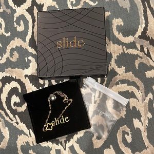 Four leaf clover bracelet